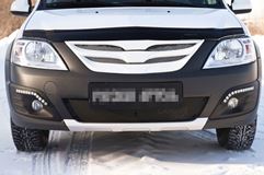 Зимняя заглушка решётки переднего бампера Lada (ВАЗ) Largus Cross (универсал) 2015-